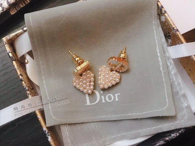 Dior飾品 迪奧經典熱銷款純銀針CD愛心耳釘耳環  zgd1433